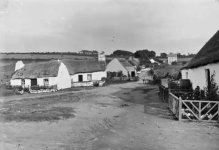 Castle-Point-Crosshaven-Co-Cork-Ireland-c1900-OLD~2.jpg